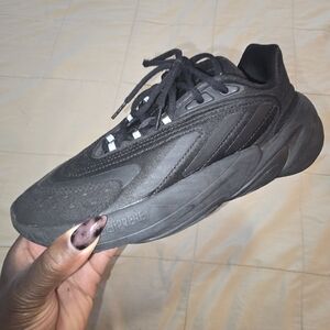 Boys black Athletic Shoe